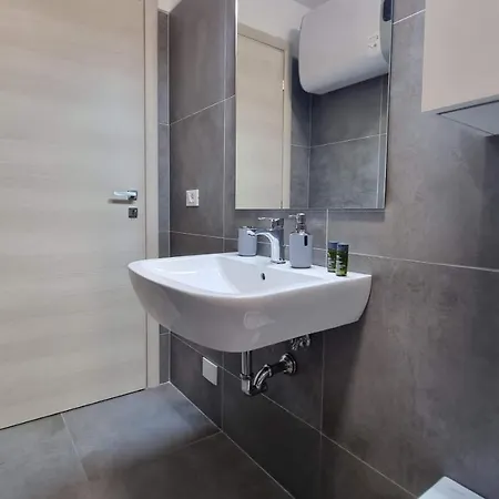 Via Battisti 13 Apartamento Trieste